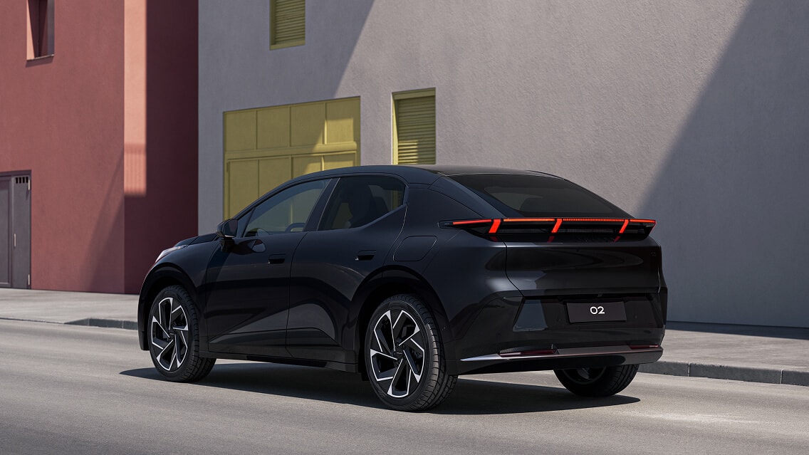Lynk & Co 02