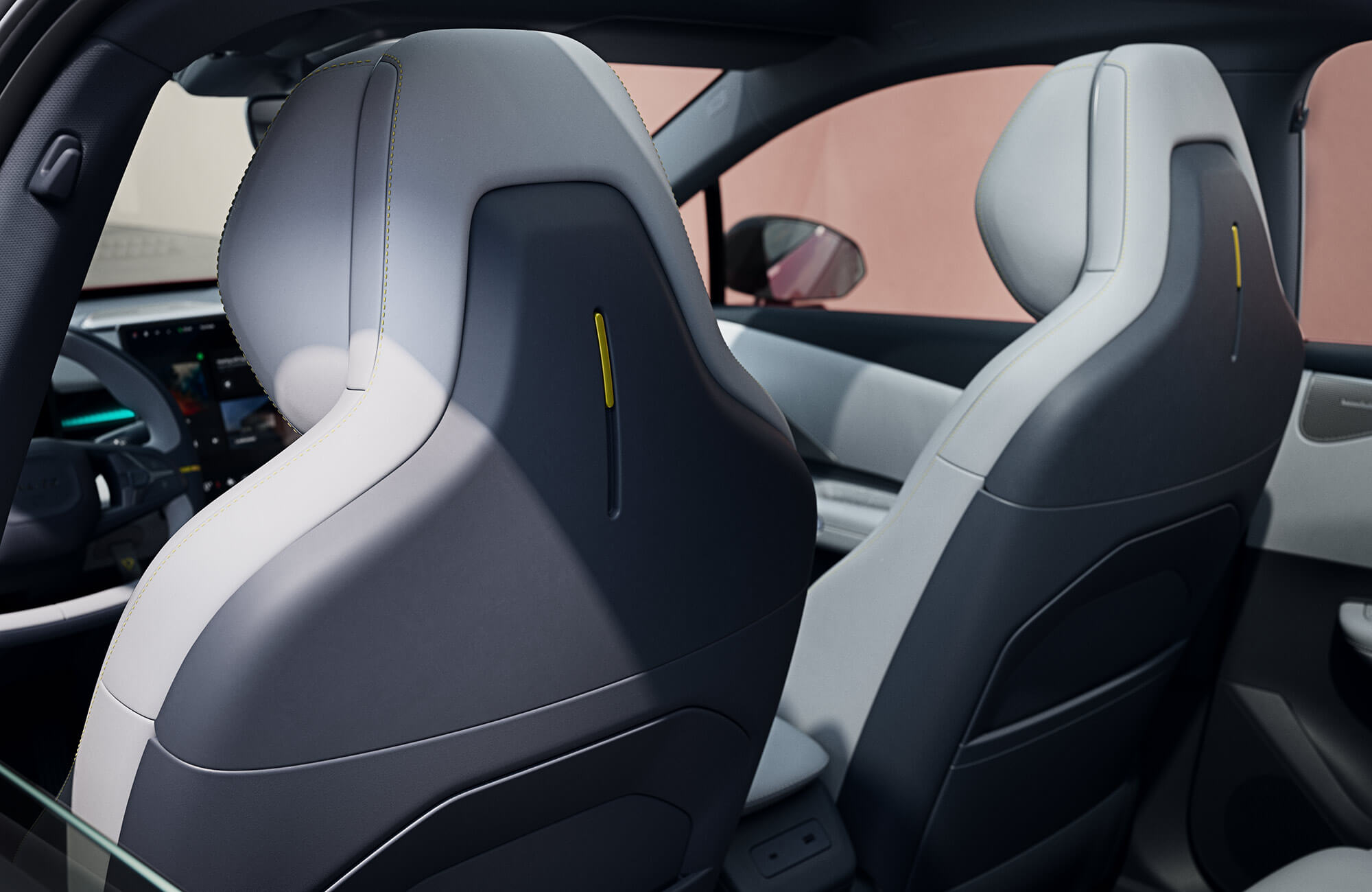 Lynk&Co 02
