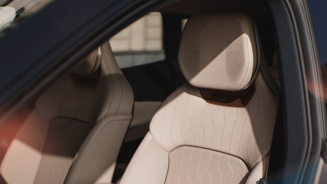 Lynk & Co 08
